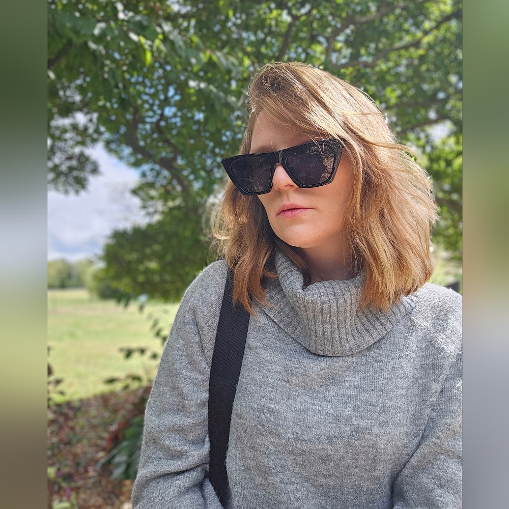 SOJOS Black Sunglasses